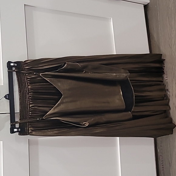 NWT Banana Republic Skirt And Top✨️ - Picture 6 of 7